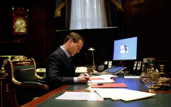 Russian President Dmitry Medvedev plans to visit Poland in December - Sputnik International