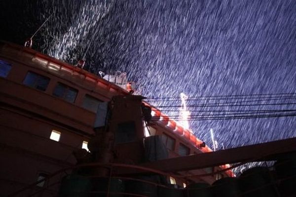 Icebreaker Rossiya in the Chukchi Sea - Sputnik International