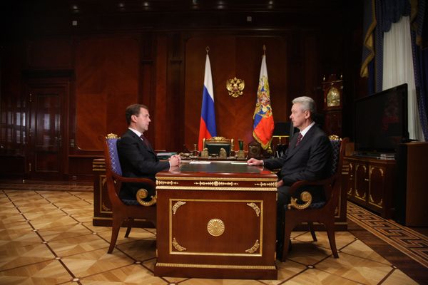 Dmitry Medvedev and Sergei Sobyanin - Sputnik International