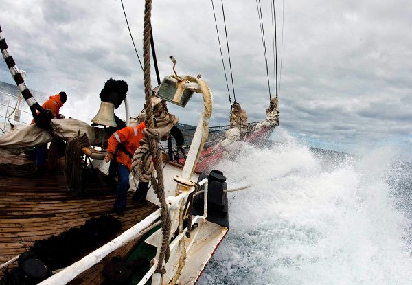 Sedov barque weathers North Sea storm - Sputnik International