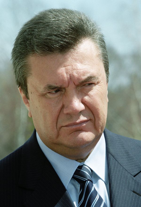 Ukraine's opposition accuses Yanukovych of political repressions following arrests of some ministers from the previous Cabinet. - Sputnik International