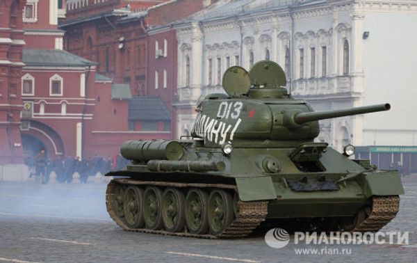 March in honor of the historic November 7, 1941 military parade - Sputnik International