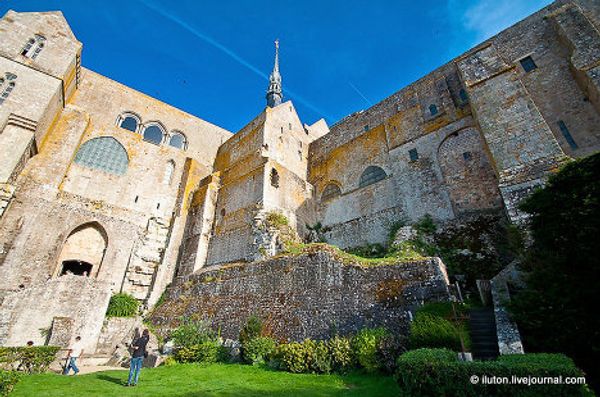 A trip to Mont Saint-Michel, a fortress town on the English Channel - Sputnik International