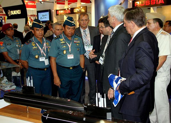 Russian exposition at the INDO Defence 2010 Expo & Forum arms show in Jakarta - Sputnik International