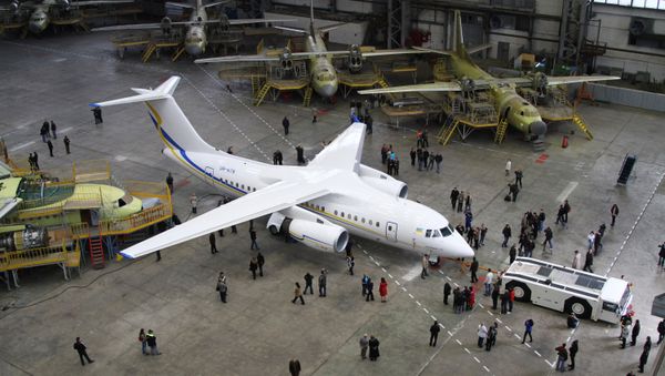 The Kremlin has said it may buy an Antonov An-158 jet from Ukraine for President Dmitry Medvedev. - Sputnik International