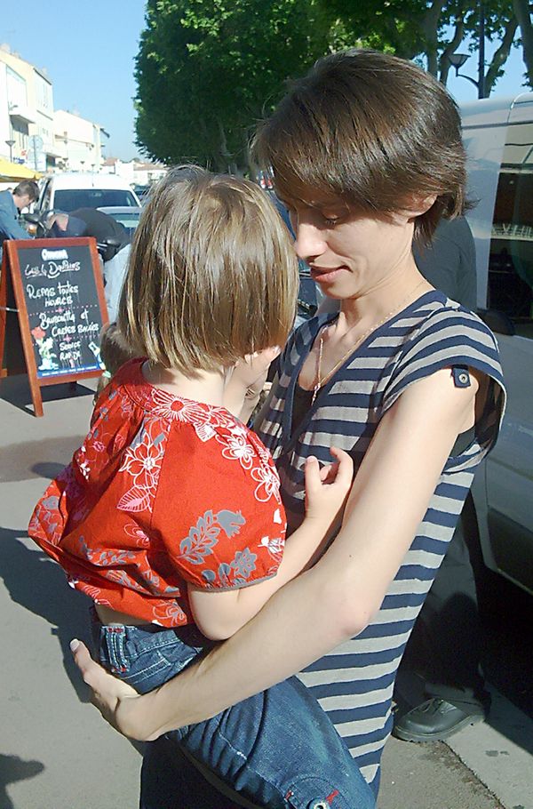 A row over child rights flared up last year after Russia's Irina Belenkaya and her French husband kidnapped their child away from each other several times. - Sputnik International