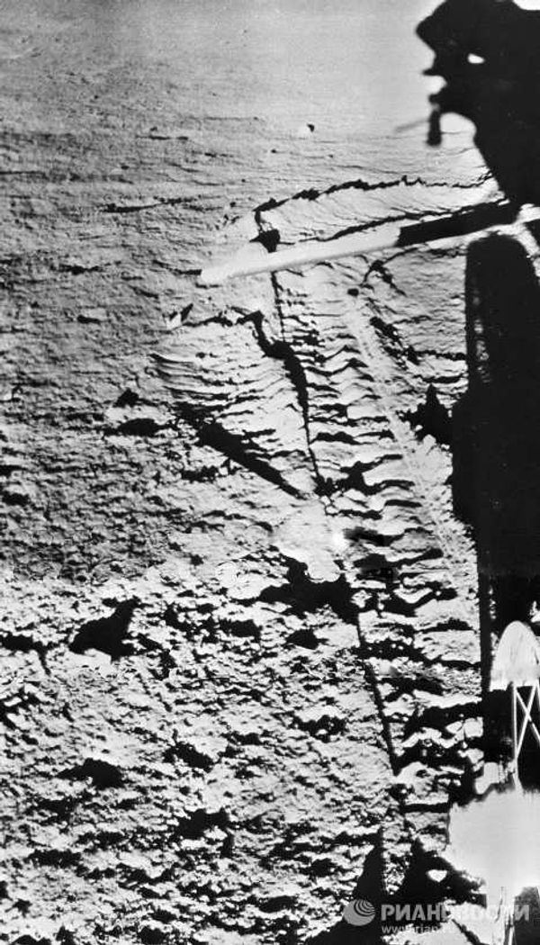 Lunokhod-1, first space hybrid on the Moon - Sputnik International