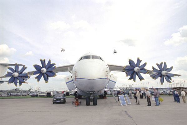 An-70 at an airshow. 2003. - Sputnik International