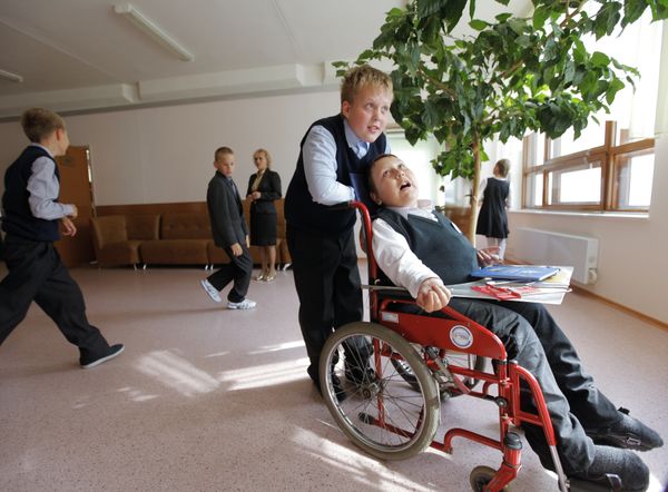 Russia may strip handicapped of wheelchair compensation - Sputnik International