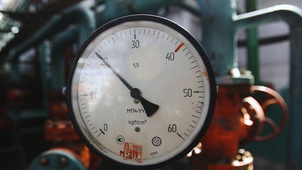 Gazprom, Ukraine’s Naftogaz agree on ruble deals - Sputnik International