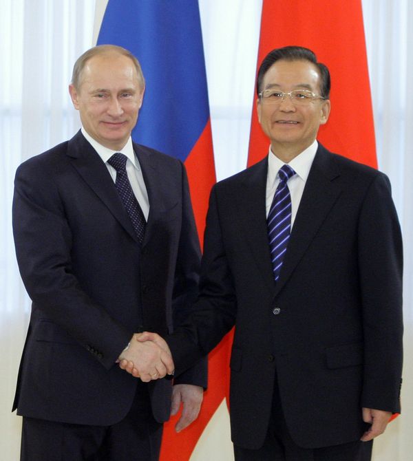Vladimir Putin and Wen Jiabao Vladimir Putin and Wen Jiabao - Sputnik International
