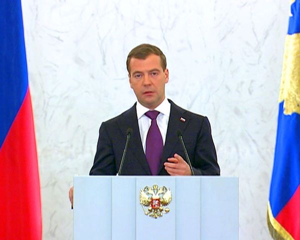 Russia, West have ten years for full accord on missile defense - Medvedev - Sputnik International