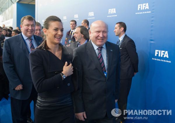 Russia wins bid to host 2018 World Cup - Sputnik International