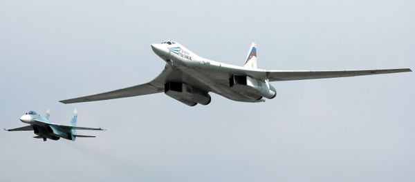 Тренировочные полеты пилотажных групп ВВС Тренировочные полеты пилотажных групп ВВС - Sputnik International