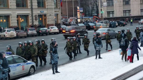 Moscow police clash with protestors of Spartak Moscow fan death - Sputnik International
