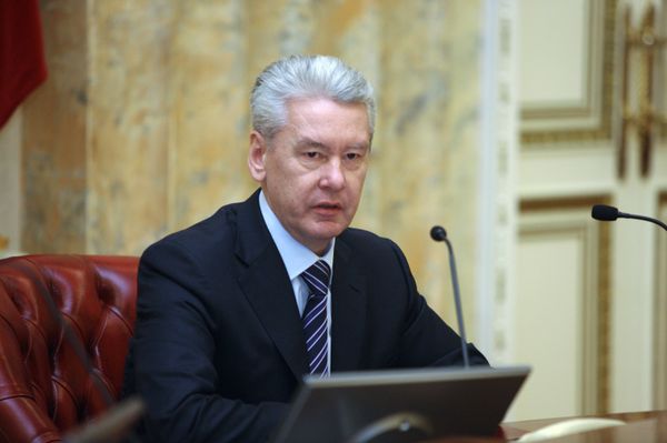 Moscow Mayor Sergei Sobyanin has pledged that law enforcement officers in the capital will receive a competitive salary. Moscow Mayor Sergei Sobyanin has pledged that law enforcement officers in the capital will receive a competitive salary. - Sputnik International
