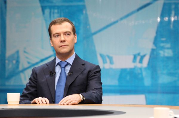 Dmitry Medvedev - Sputnik International