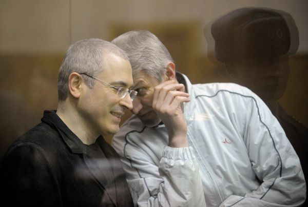 Mikhail Khodorkovsky and his business partner Platon Lebedev - Sputnik International