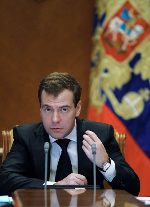 Dmitry Medvedev - Sputnik International