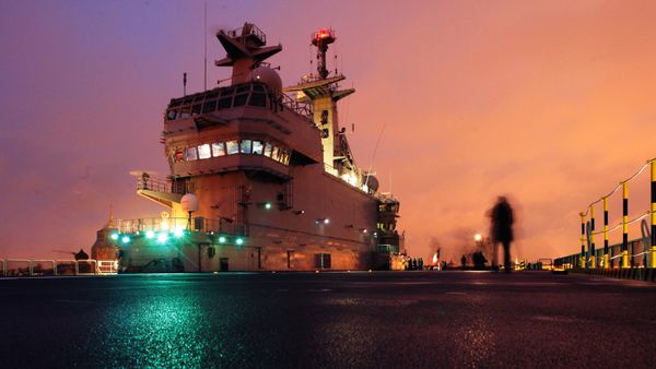 French Mistral class helicopter carrier - Sputnik International