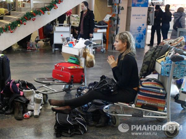 Passengers wait for flights at Sheremetyevo airport Passengers wait for flights at Sheremetyevo airport - Sputnik International