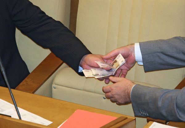 Russia unlikely to make companies liable for corruption - Sputnik International