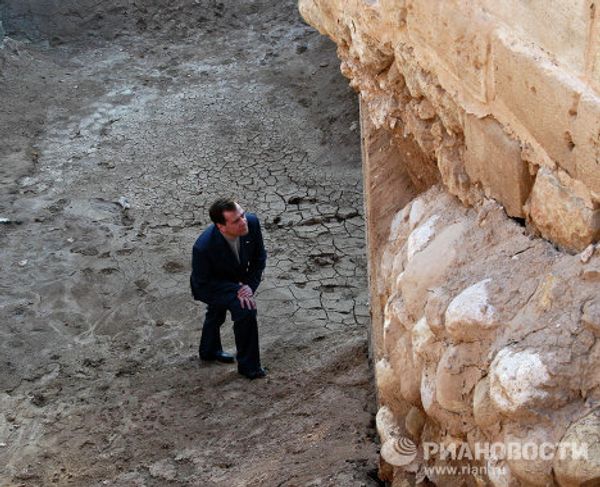 Dmitry Medvedev on the banks of the Jordan River - Sputnik International