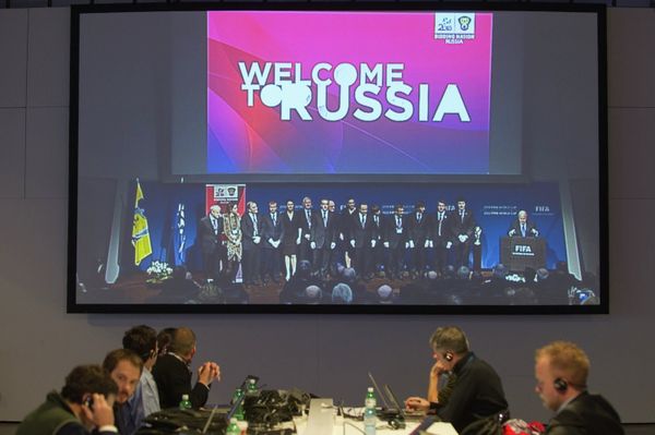 Russia gains official status as 2018 Soccer World Cup host - Sputnik International