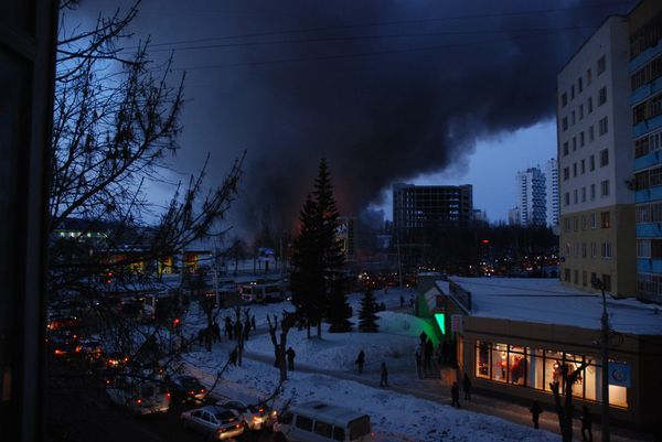 Ufa shopping mall fire injures 15 people  - Sputnik International