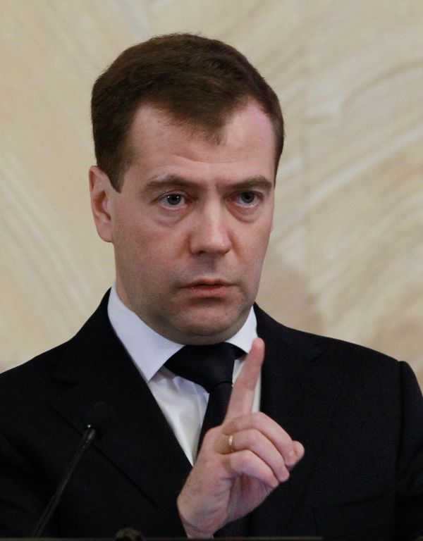 Russian political parties should compete to prevent authoritarian or totalitarian tendencies from developing Russian political parties should compete to prevent authoritarian or totalitarian tendencies from developing - Sputnik International