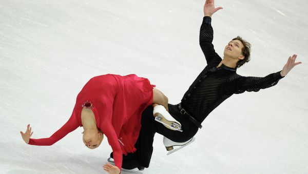Ekaterina Bobrova and Dmitri Soloviev - Sputnik International
