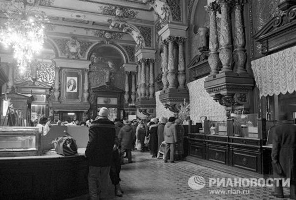Yeliseyev grocery store: A luxurious food temple Yeliseyev grocery store: A luxurious food temple - Sputnik International
