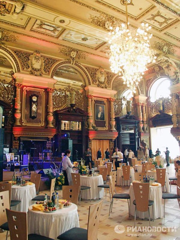 Yeliseyev grocery store: A luxurious food temple Yeliseyev grocery store: A luxurious food temple - Sputnik International