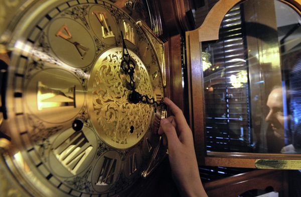 Russian Upper House Approves Switch to Permanent Daylight Saving Time - Sputnik International