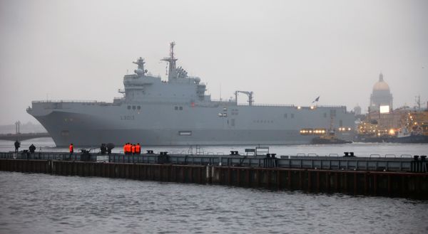 The Mistral class amphibious assault ship - Sputnik International