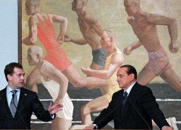 President Medvedev meets with Pope and Berlusconi in Rome - Sputnik International