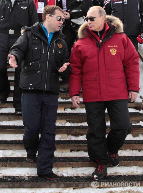Medvedev and Putin visit Rosa Khutor Alpine Ski Center - Sputnik International