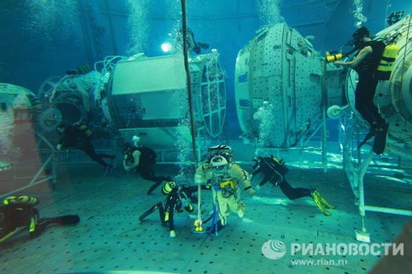 Cosmonauts train in Star City Cosmonauts train in Star City - Sputnik International