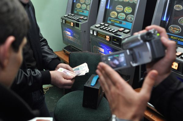 Illegal casinos have mushroomed across Russia since a law came into force in July 2009 banning gambling everywhere except in four remote zones. Illegal casinos have mushroomed across Russia since a law came into force in July 2009 banning gambling everywhere except in four remote zones. - Sputnik International