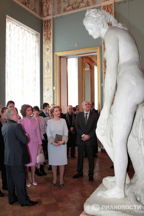 Russian first couple and Spanish royal couple visit St. Petersburg museums - Sputnik International