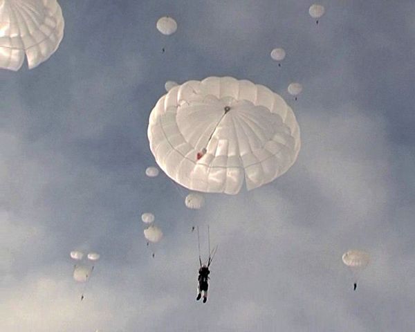 Ryazan hosts airborne exercises  - Sputnik International