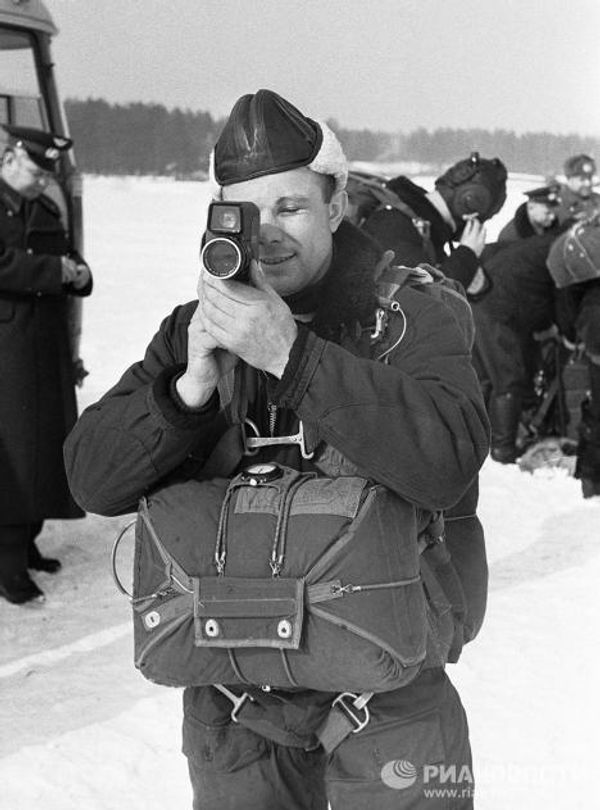 Yury Gagarin: Life of the First Man in Space in Pictures - Sputnik International