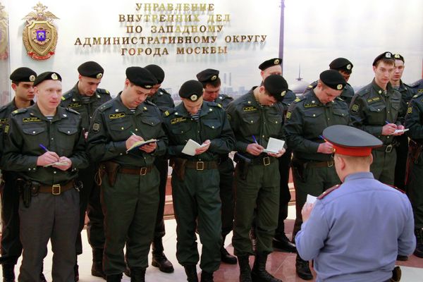 Almost 6,000 servicemen will be deployed in cities around Moscow, where some 70 large-scale public events are to take place. - Sputnik International