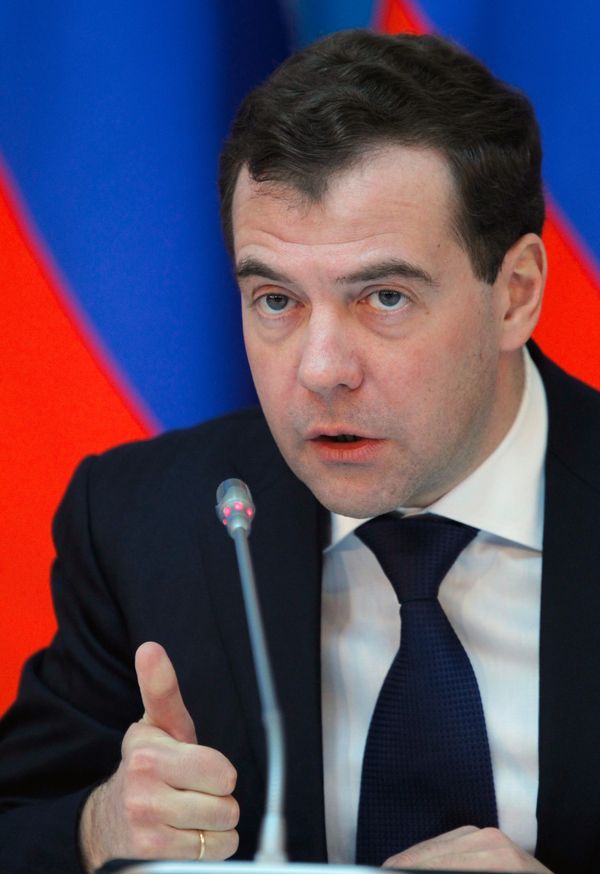 Dmitry Medvedev - Sputnik International