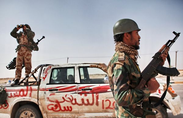 Gaddafi forces approach strategically important Libyan city of Ajdabiya Gaddafi forces approach strategically important Libyan city of Ajdabiya - Sputnik International