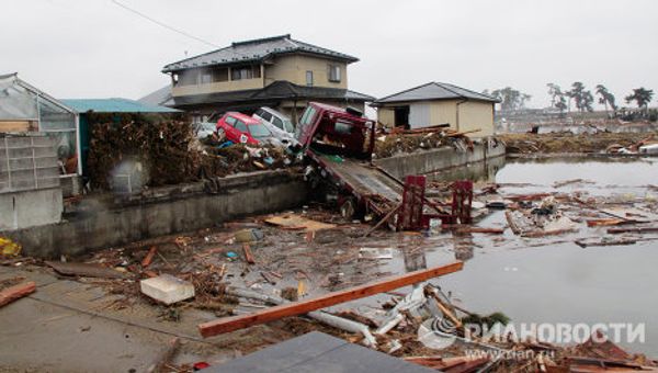 Rescue efforts continue on Japan's East coast Rescue efforts continue on Japan's East coast - Sputnik International