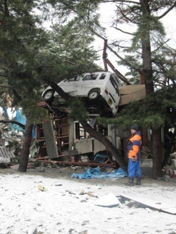 Sendai in ruins: Russian rescue team at work Sendai in ruins: Russian rescue team at work - Sputnik International