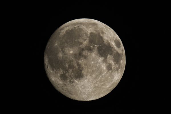 Moon - Sputnik International