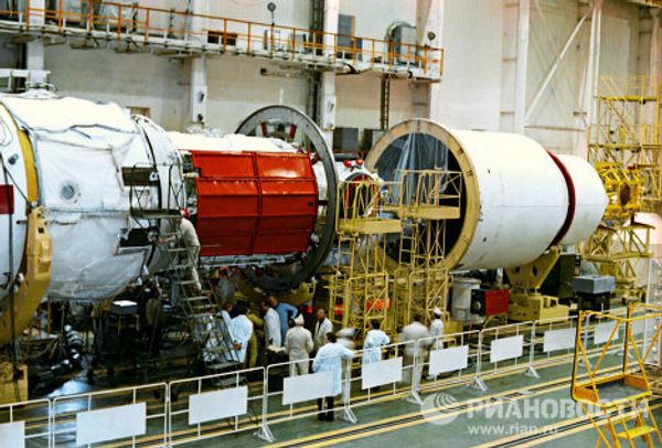 The one-of-a-kind Mir space station The one-of-a-kind Mir space station - Sputnik International