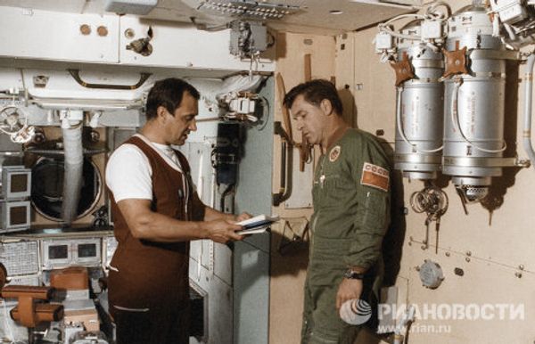 The one-of-a-kind Mir space station The one-of-a-kind Mir space station - Sputnik International